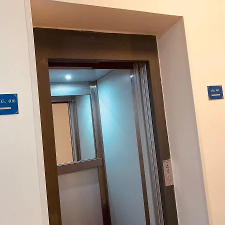 Blue 7 Aparthotel *