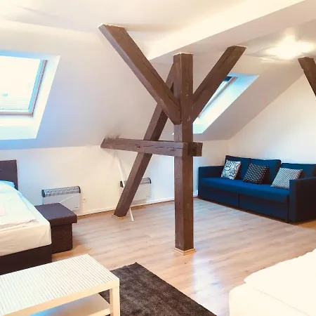 Blue 7 * Prague